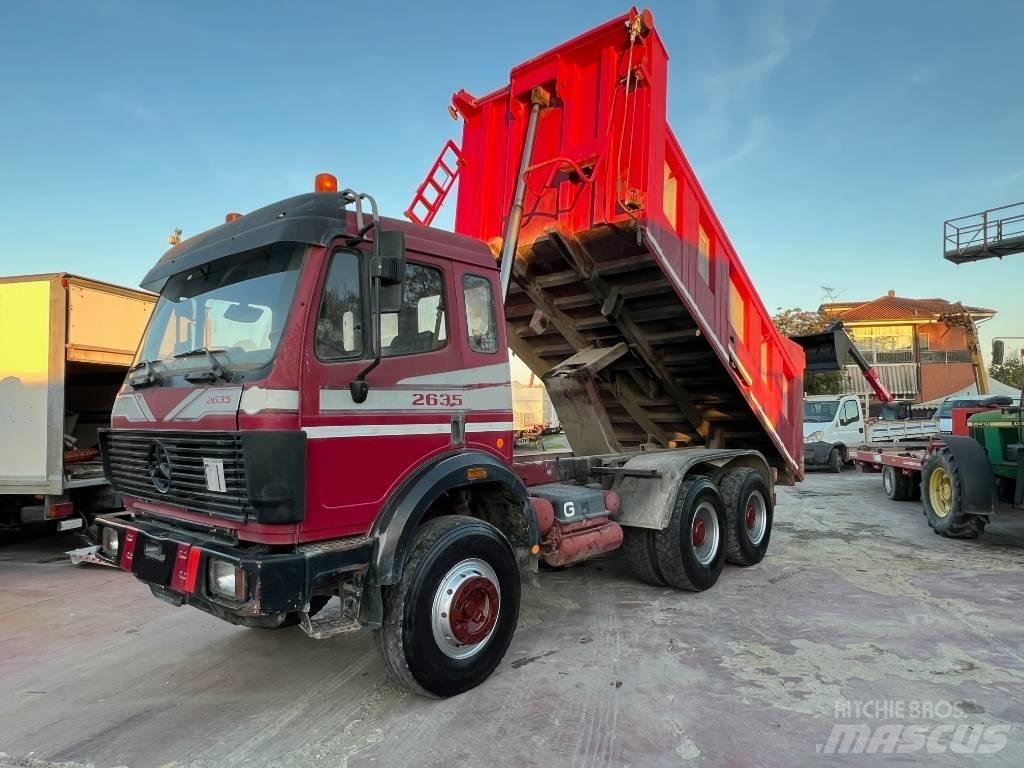 Mercedes-Benz 2635 Dump Trucks