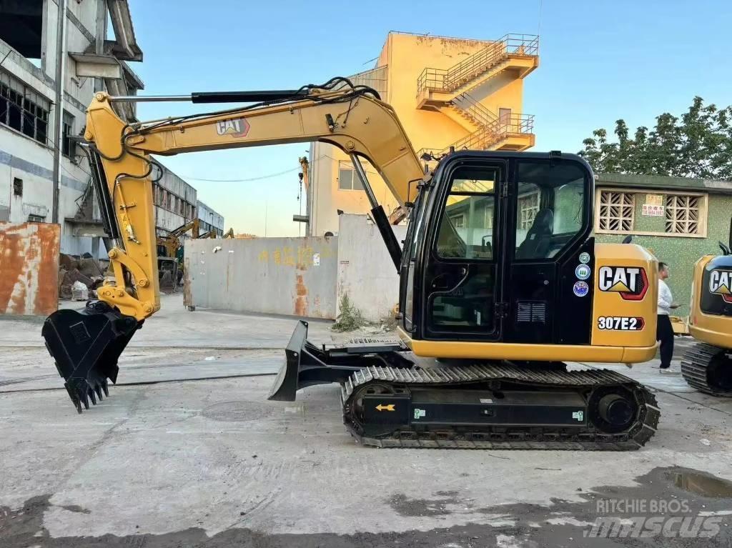CAT 307 Mini Excavators <7t (Mini Diggers)