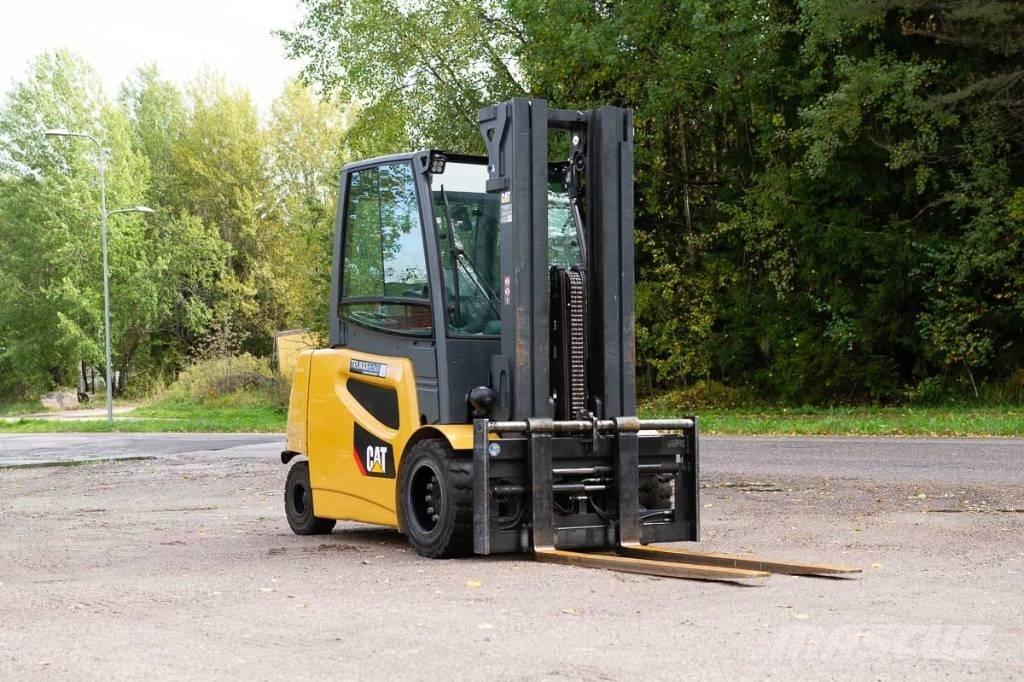 CAT EP 50 Electric Forklifts