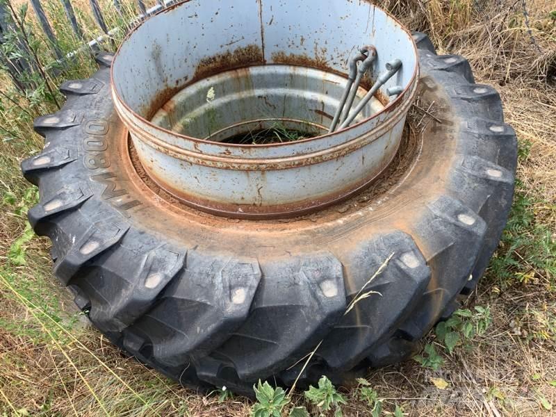 Pirelli 540/65R34 Farm Equipment - Others