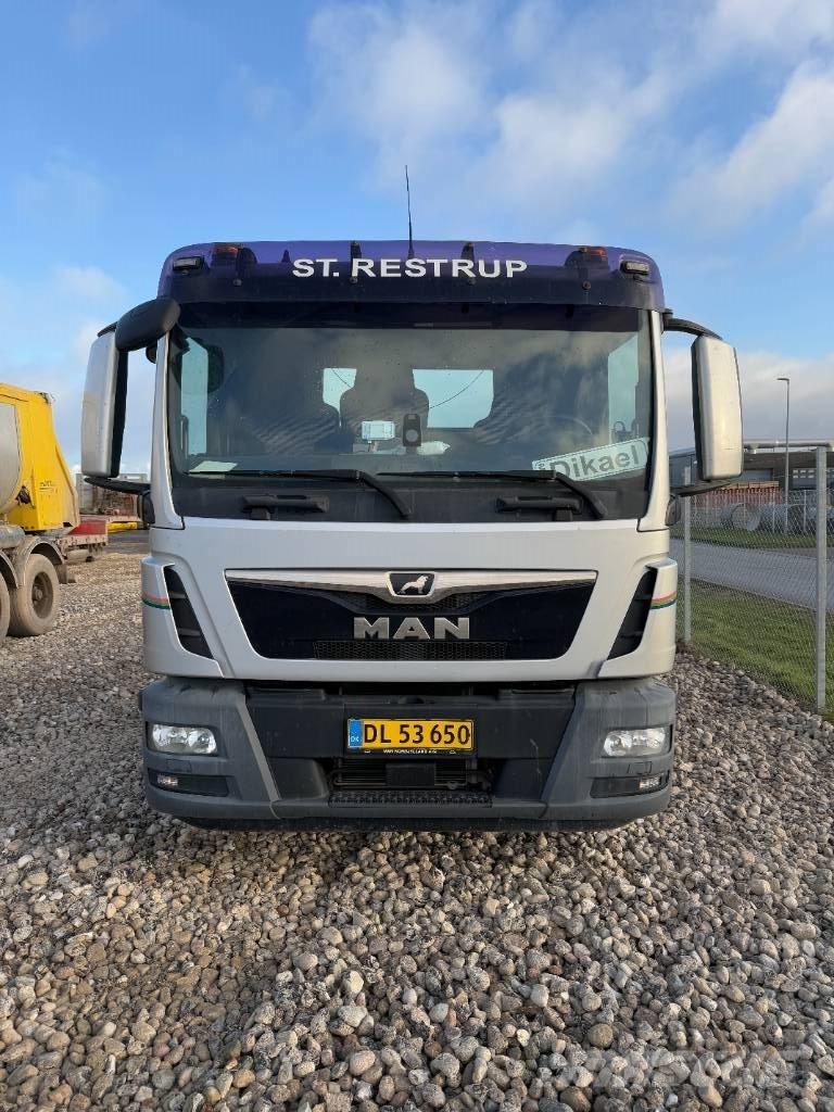 MAN TGM 15.290 Hook lift trucks