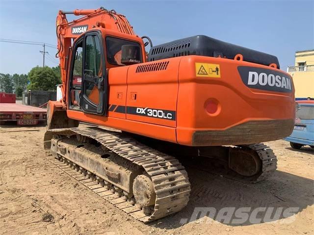 Doosan DX300 Crawler Excavators