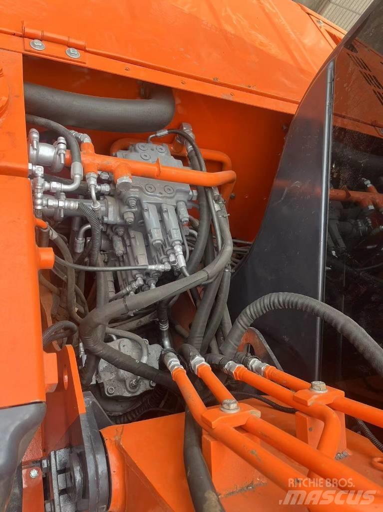 Hitachi ZX70 Crawler Excavators