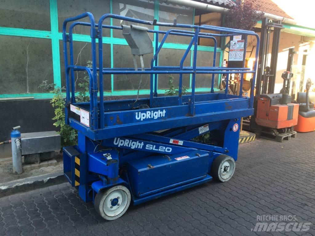 UpRight SL20    V-2784 Vertical mast lifts