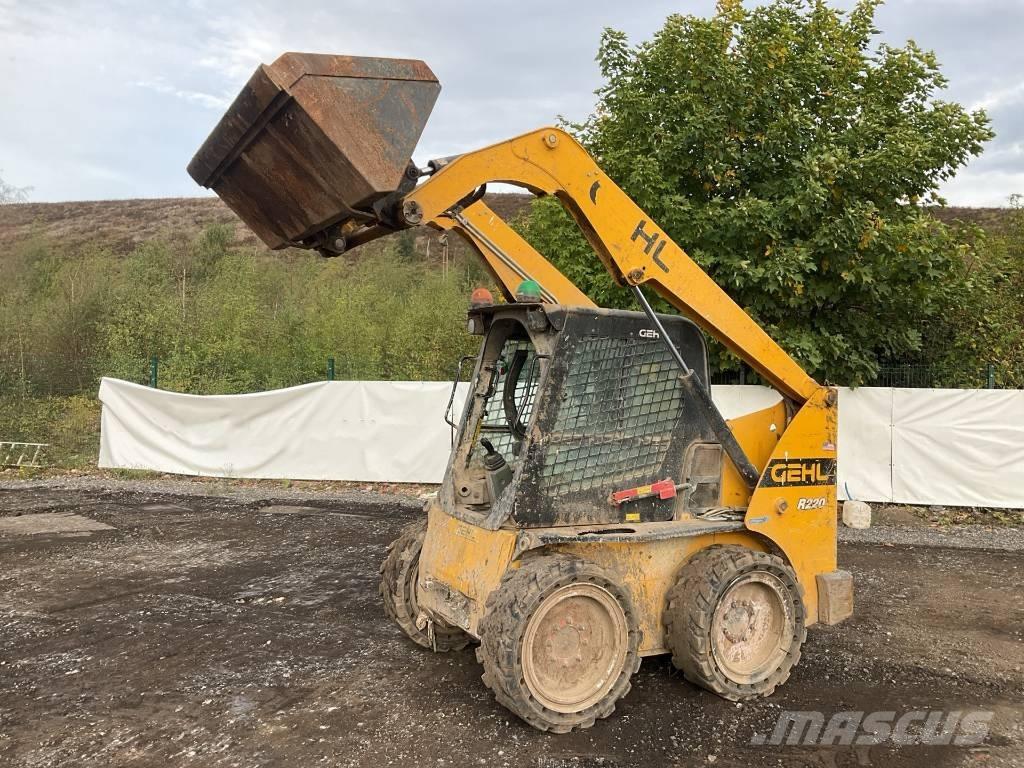 Gehl R 220 Skid Steer Loaders