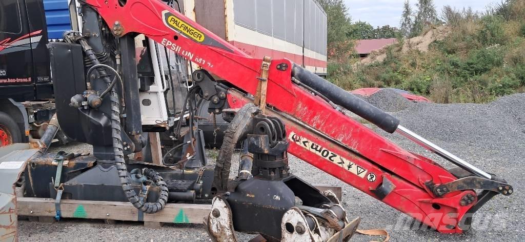 Epsilon M12ZT Timber Cranes