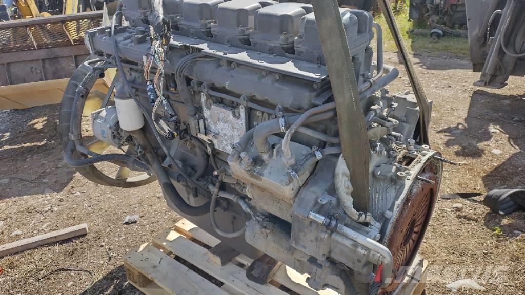 Scania DC11 03 L01 Engines