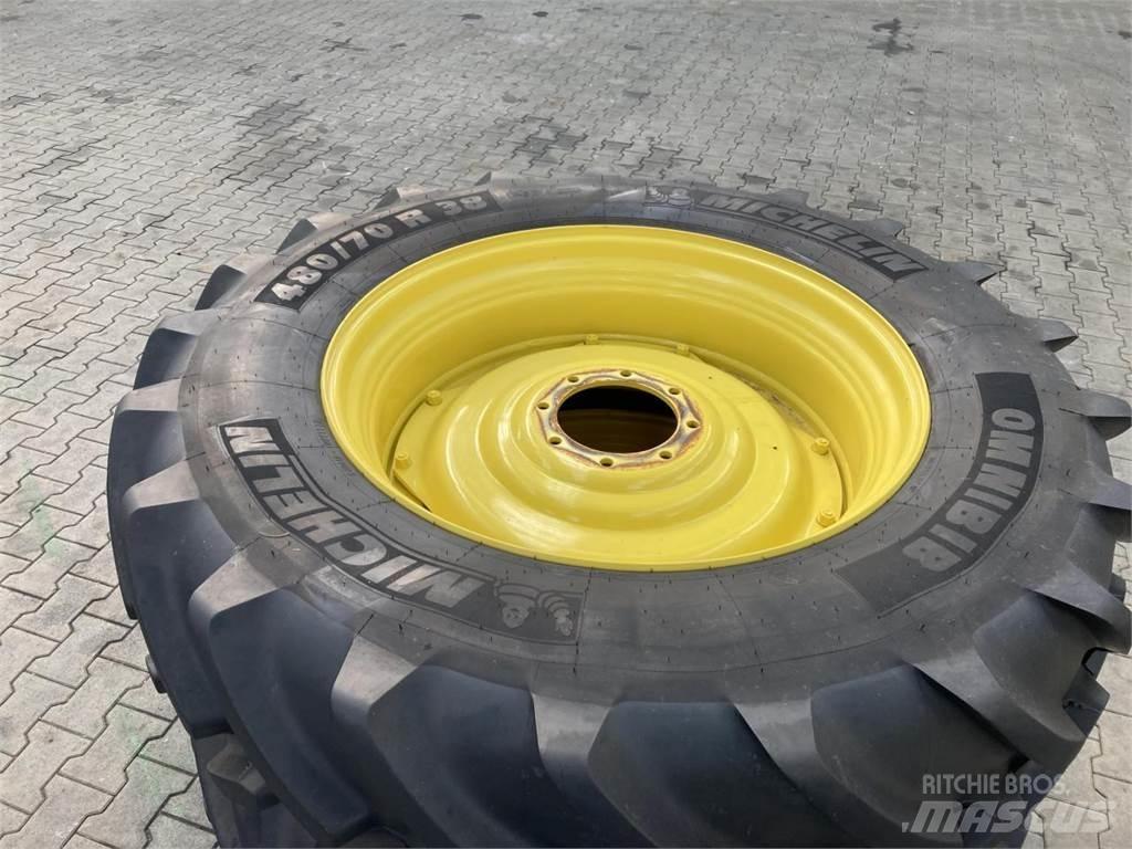 Michelin 480/70R38 Tires, wheels and rims