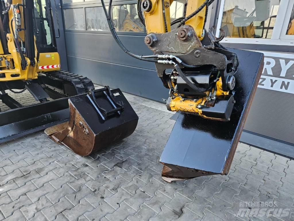 CAT 305.5 E2 Mini Excavators <7t (Mini Diggers)