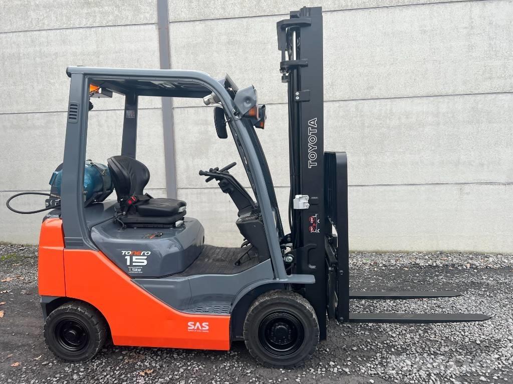 Toyota 02-8FGF15 LPG trucks