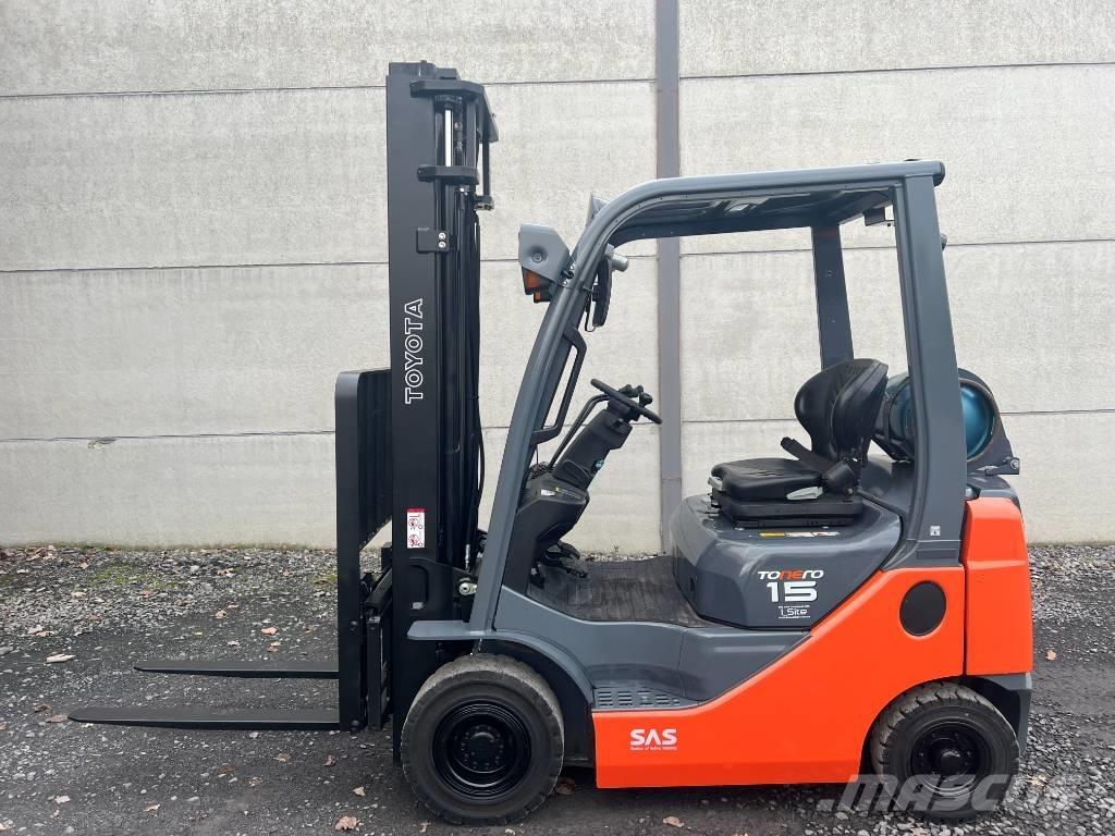 Toyota 02-8FGF15 LPG trucks