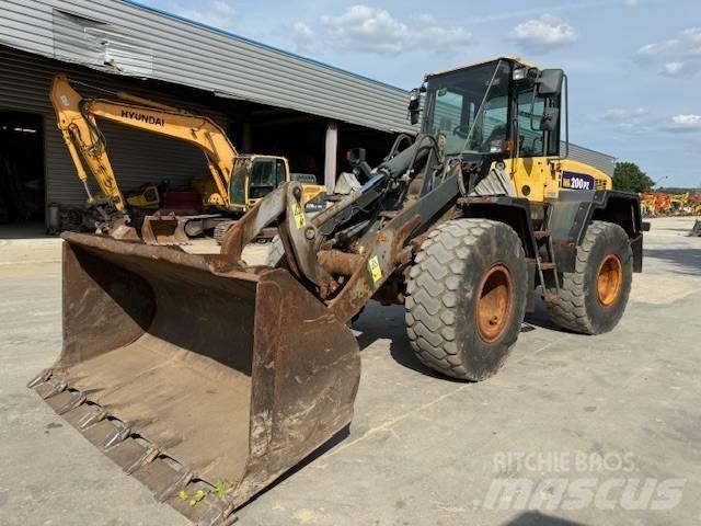 Komatsu WA 200 Wheel Loaders