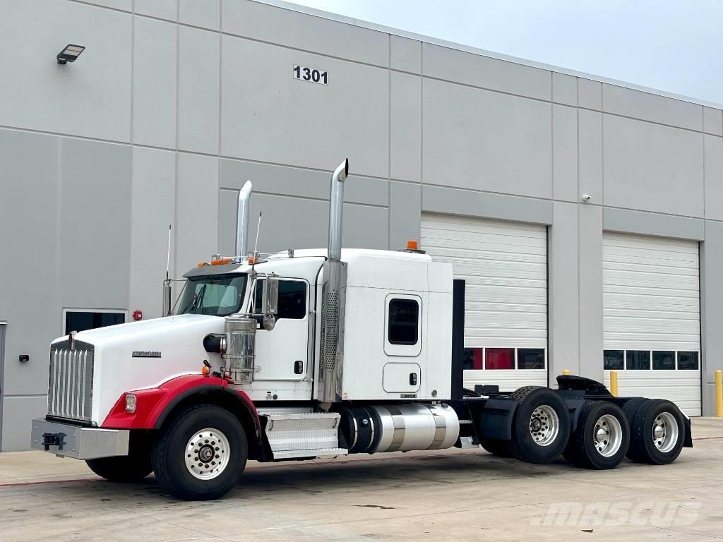 Kenworth T 800 Conventional Trucks / Tractor Trucks
