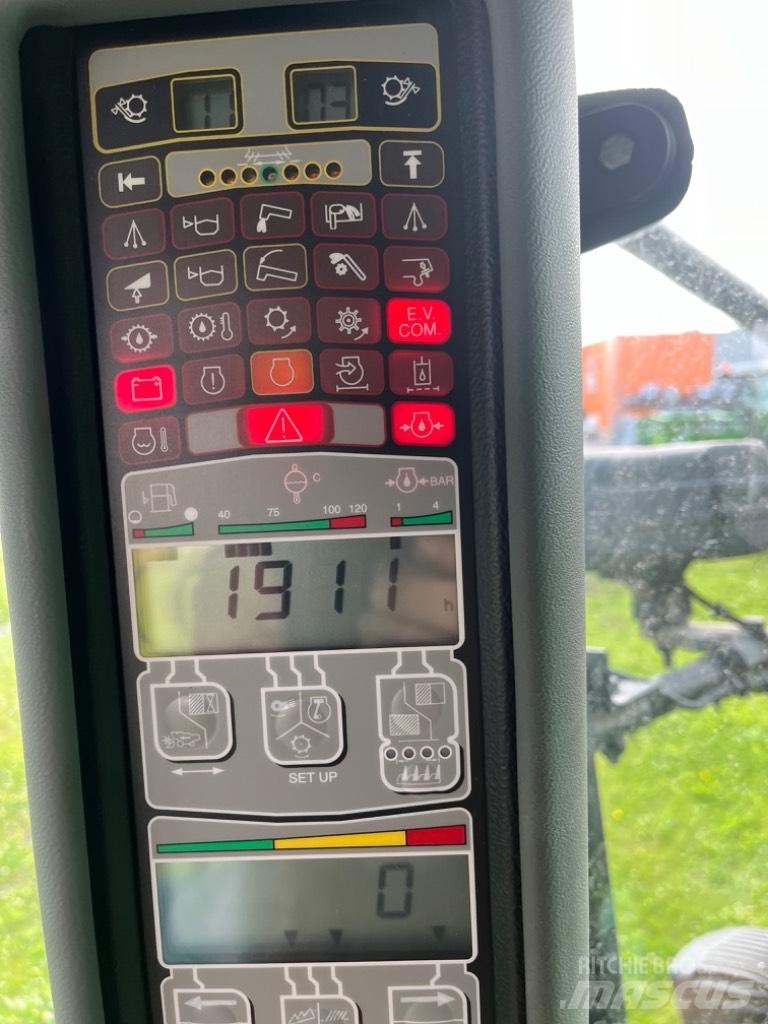 Fendt 5270 C AL Combine Harvesters