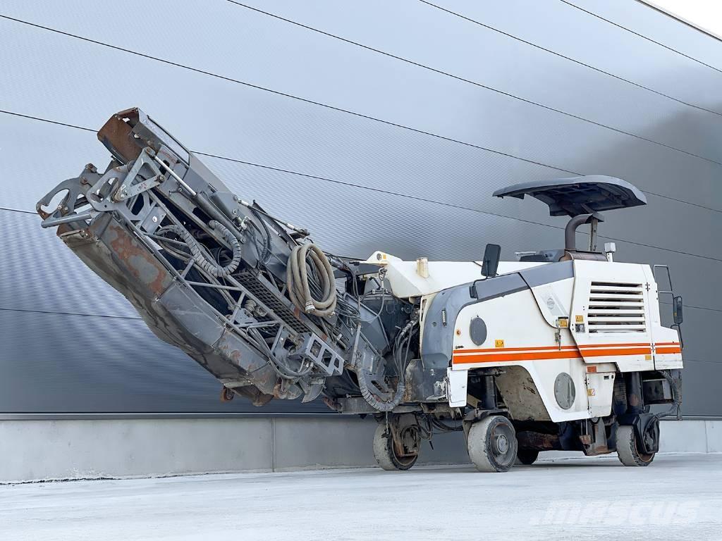 Wirtgen W 100 F Asphalt cold milling machines