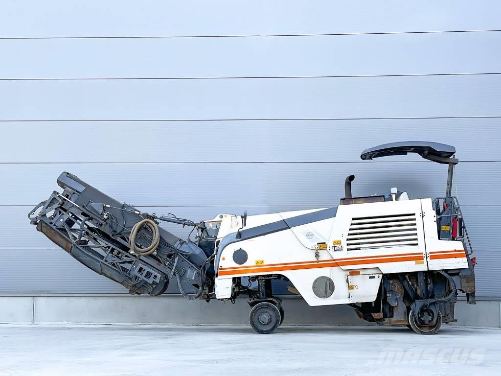 Wirtgen W 100 F Asphalt cold milling machines