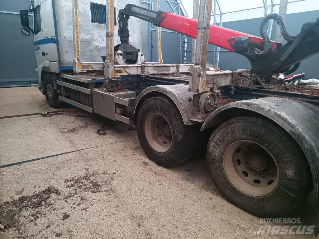 Volvo FH 520 Log trucks
