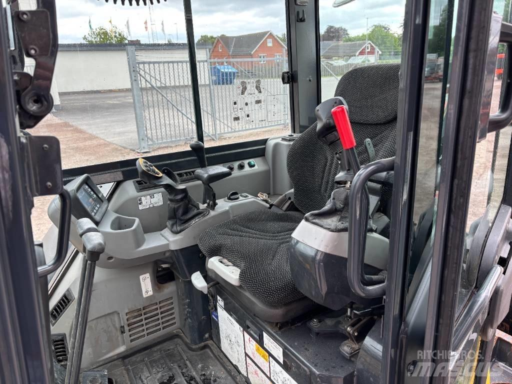 Komatsu PC55 MR-5E0 Mini Excavators <7t (Mini Diggers)
