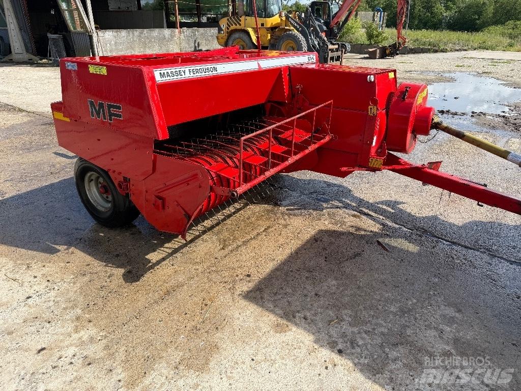 Massey Ferguson 224 Square Balers