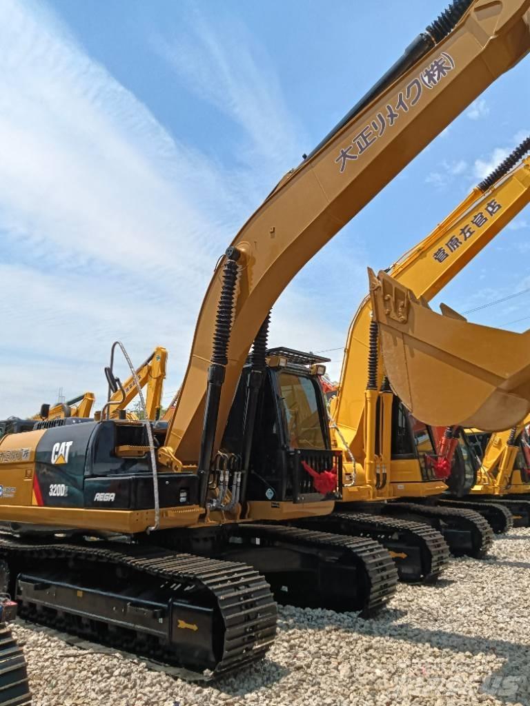 CAT 320D2 Mini excavators  7t - 12t