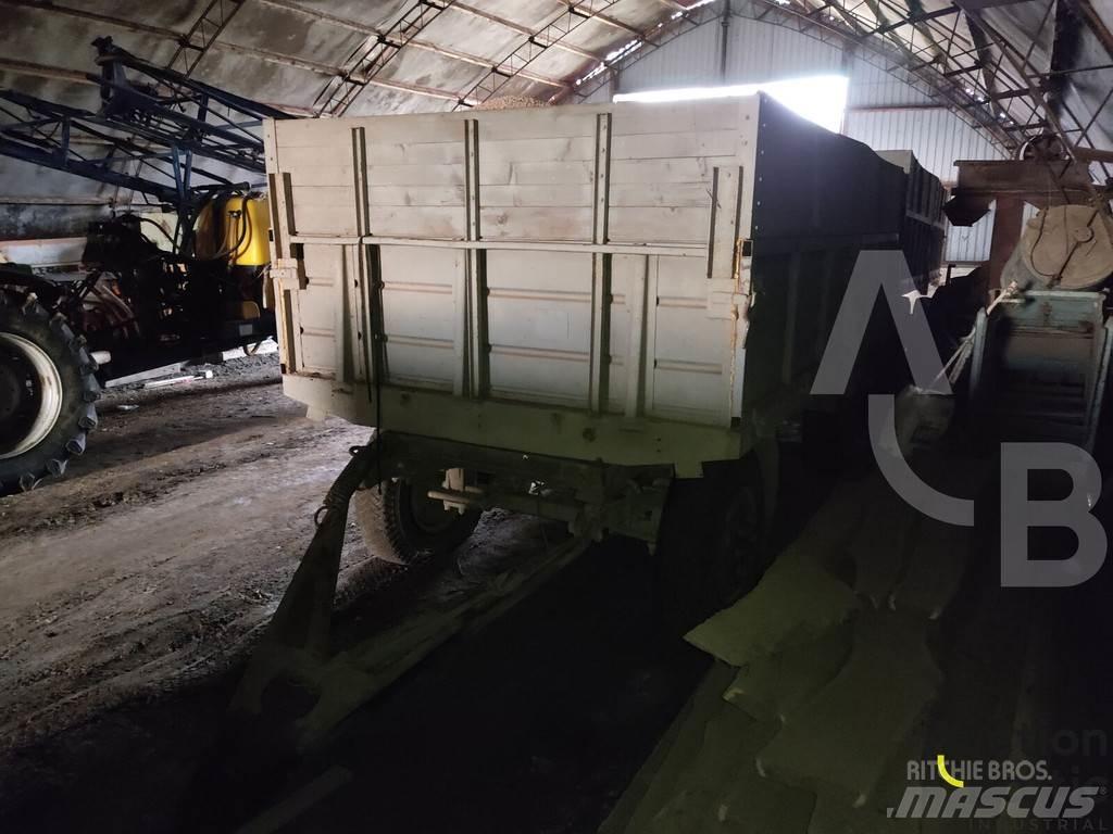  GKB 817 Dump Trailers