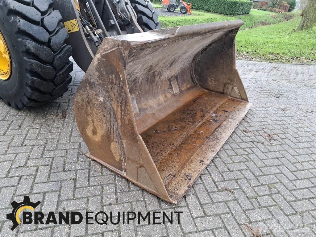 Volvo L60F Wheel Loaders