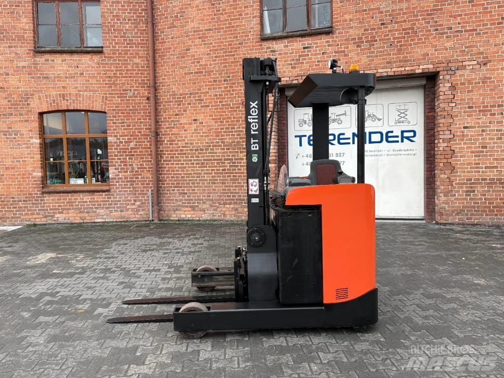 Toyota RRE 160 Reach trucks