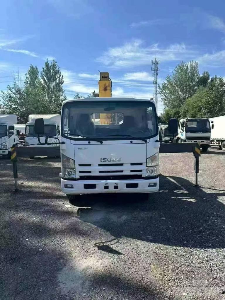 Isuzu ELF 700 Boom / Crane / Bucket Trucks
