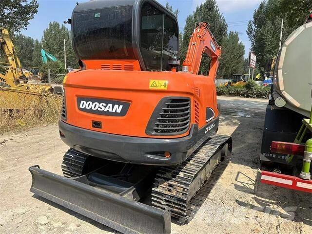 Doosan DX55 Mini Excavators <7t (Mini Diggers)