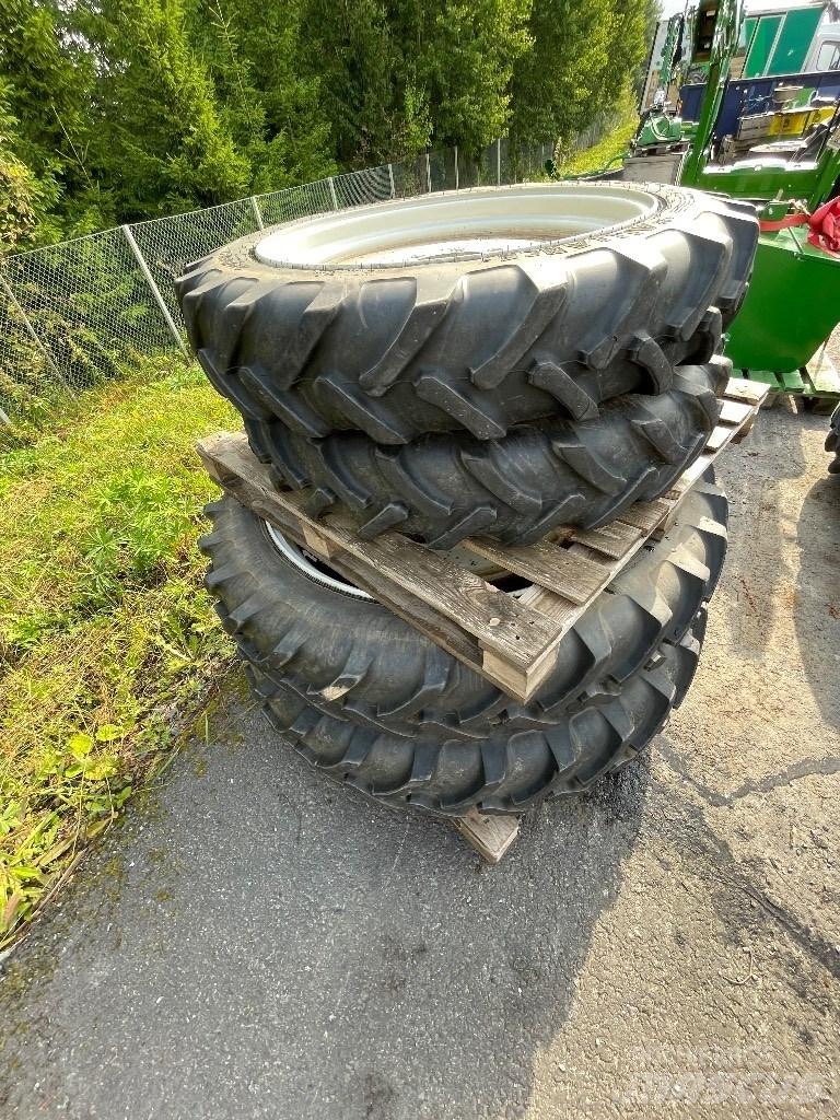 Alliance 270/95R44 Tires, wheels and rims