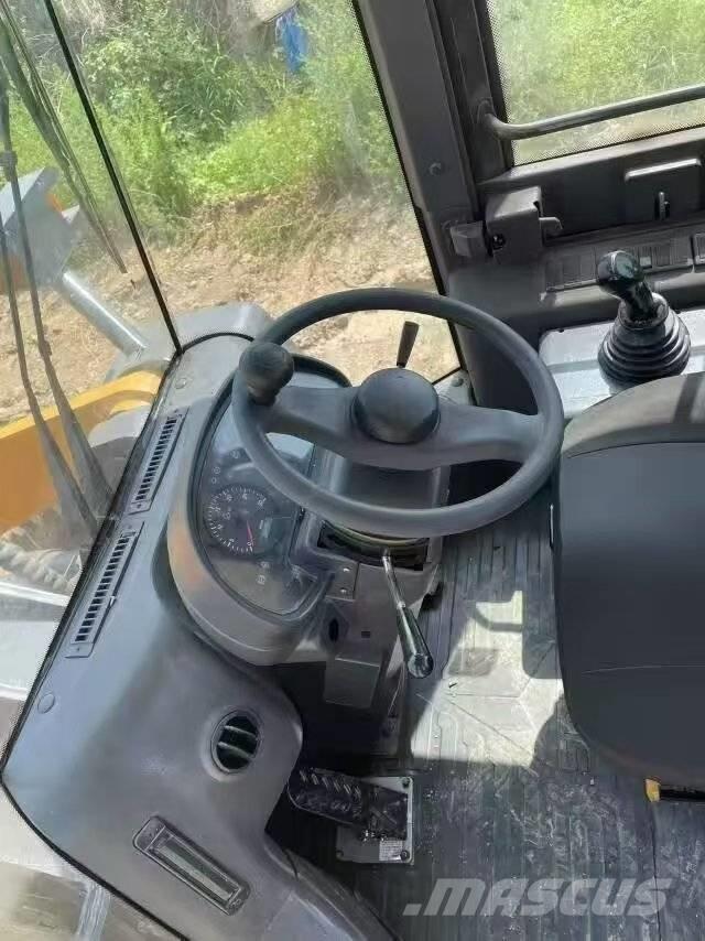 SDLG LG 956 L Wheel Loaders