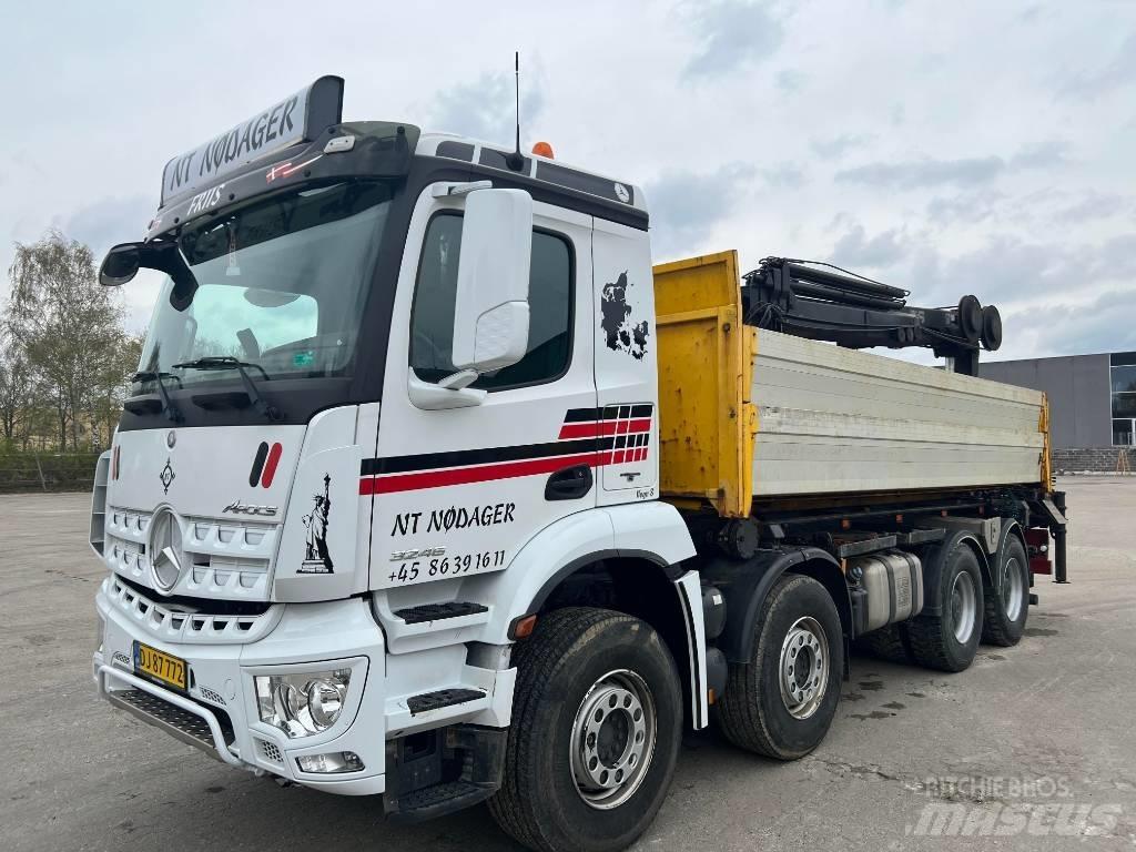 Mercedes-Benz 3246 Boom / Crane / Bucket Trucks