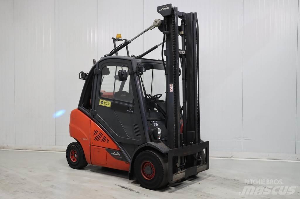 Linde H35T-02 LPG trucks