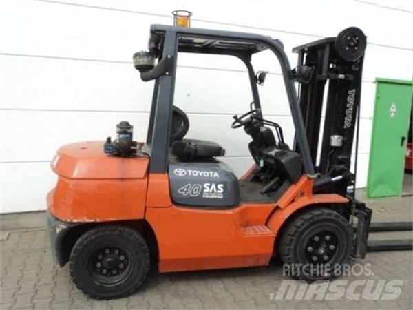 Toyota 02-7FD35 Diesel Forklifts