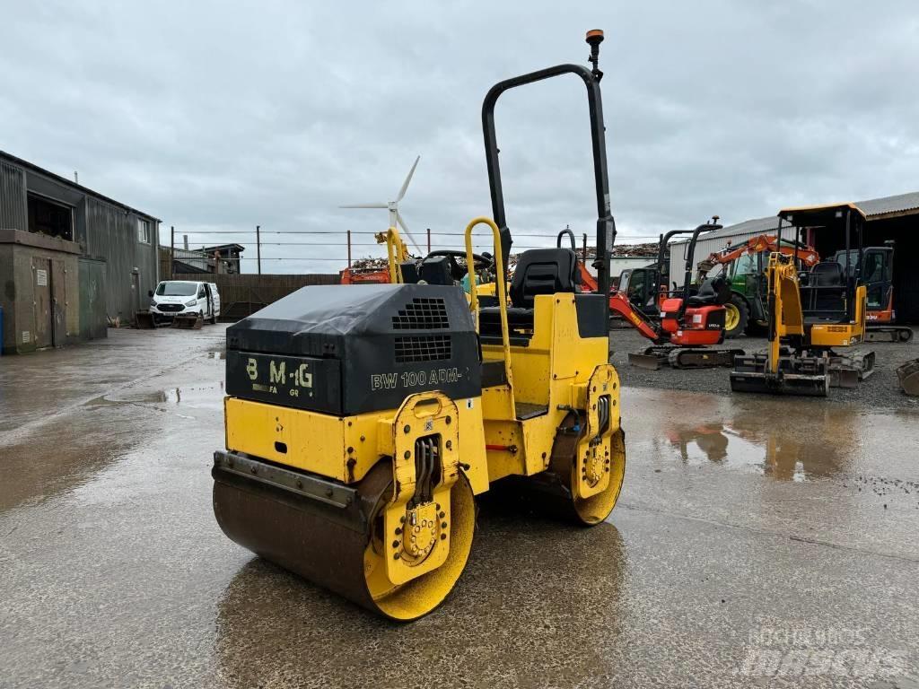 Bomag BW 100 AD M-2 Twin drum rollers