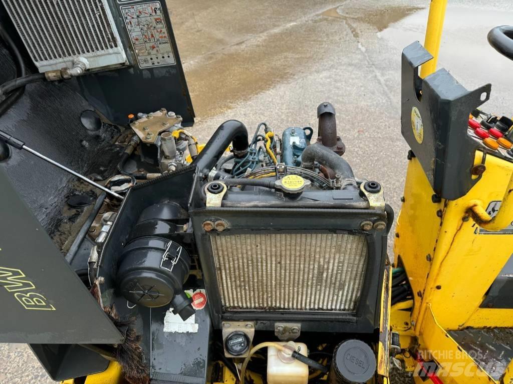 Bomag BW 100 AD M-2 Twin drum rollers