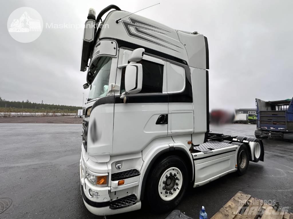 Scania R 560 LA Conventional Trucks / Tractor Trucks