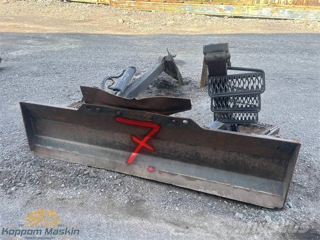 Valmet 890.2 Other Components