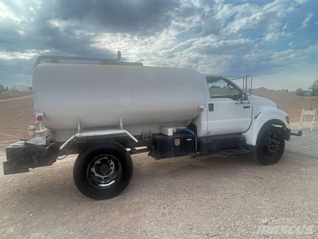 Ford F 750 XLT Water Tankers