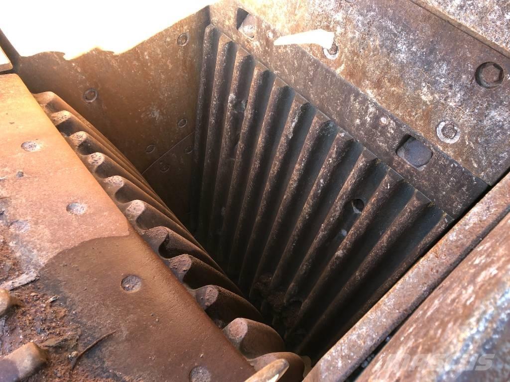McCloskey J45 Crushers
