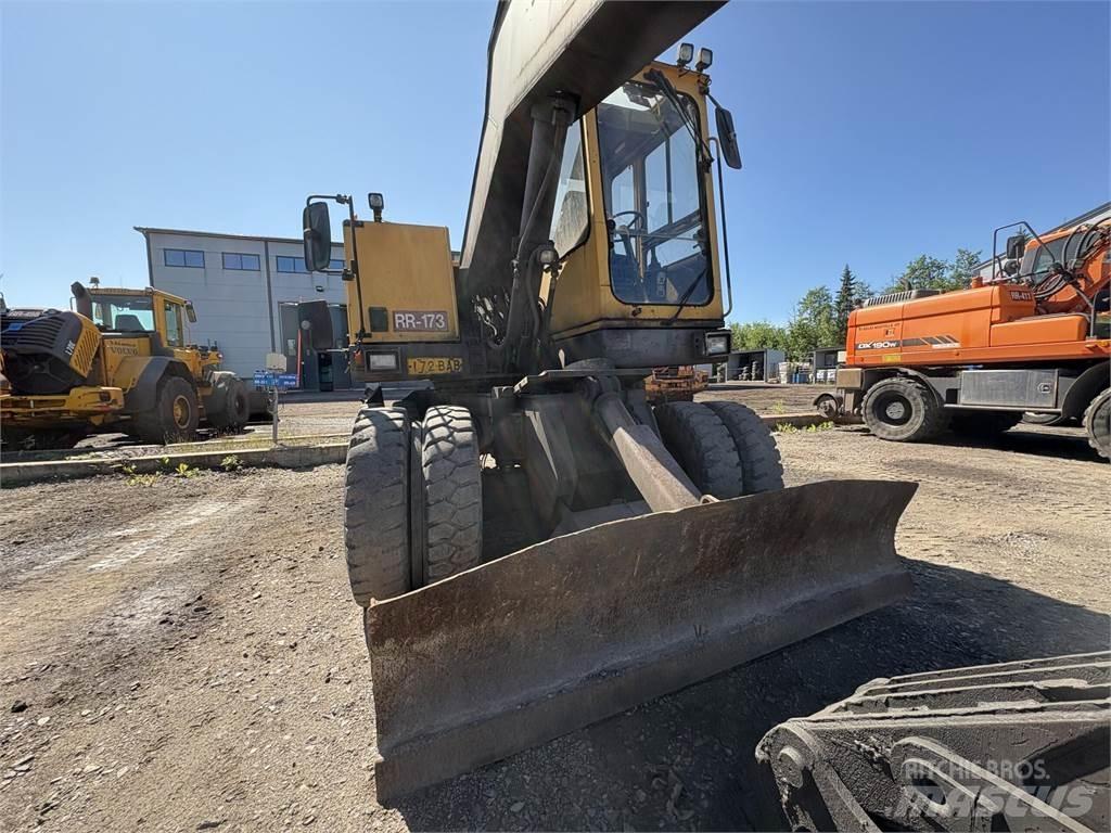 Åkerman EW200 Wheeled excavators