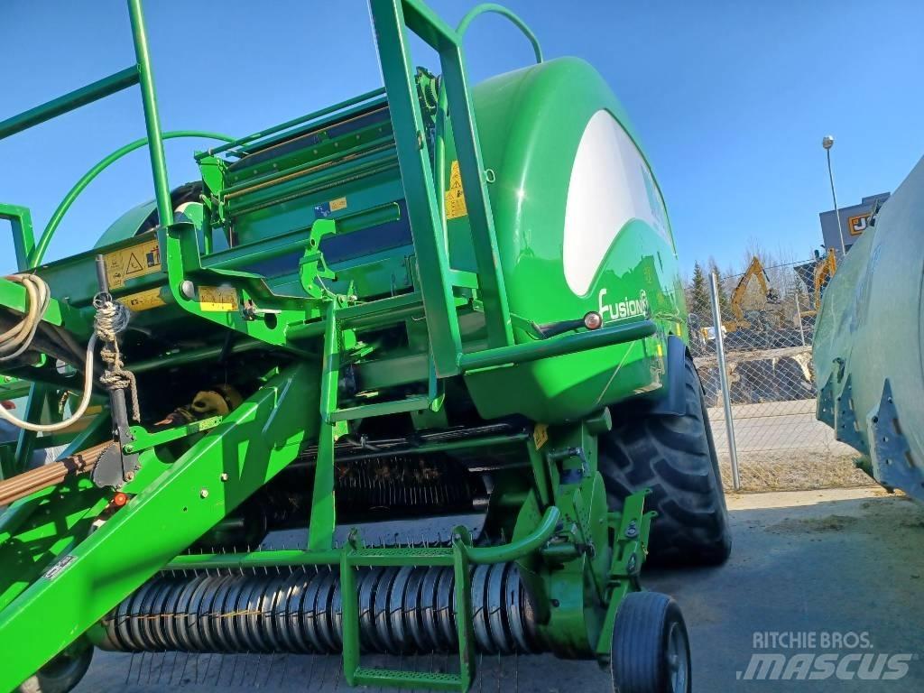 McHale Fusion 3 Round Balers