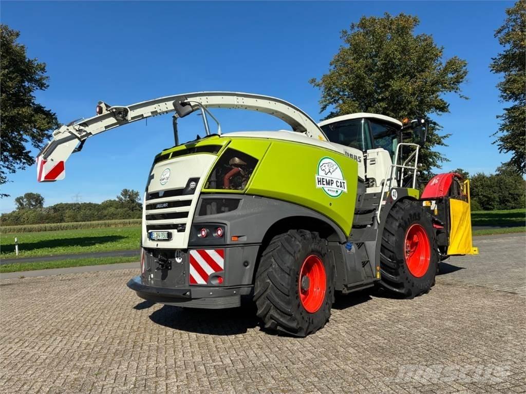 CLAAS Jaguar 950 Forage Harvester