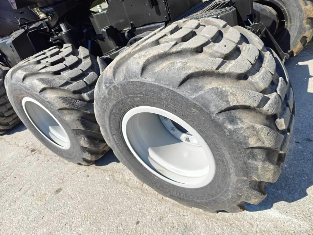 Komatsu 901 XC Harvesters