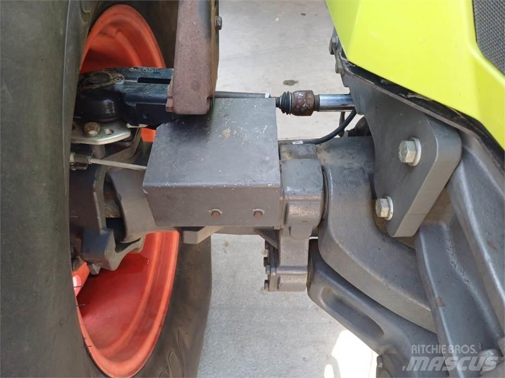 CLAAS Axion 850 Tractors