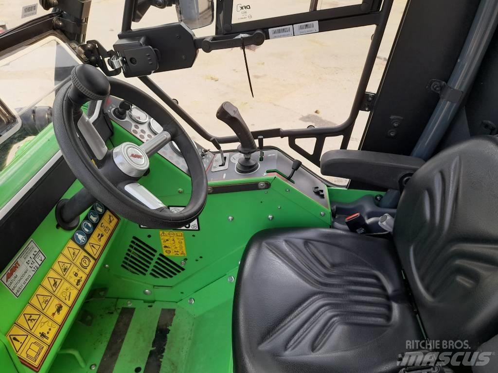 Avant 528 ROPS Others