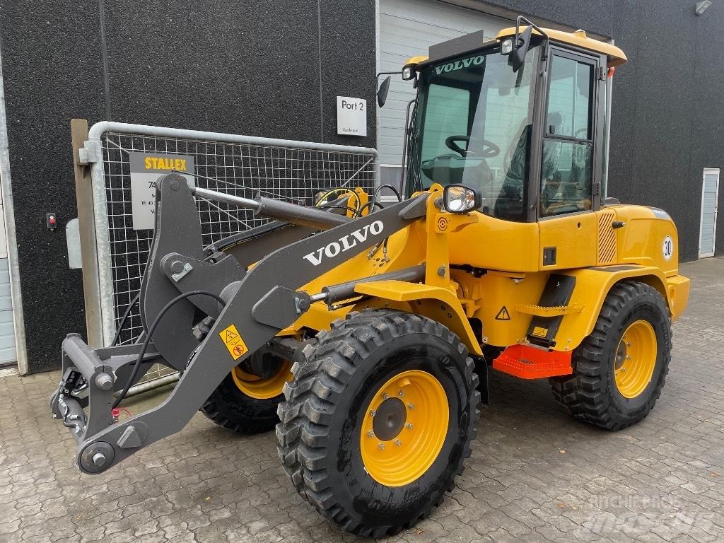 Volvo L30GS / HS Mini Loader