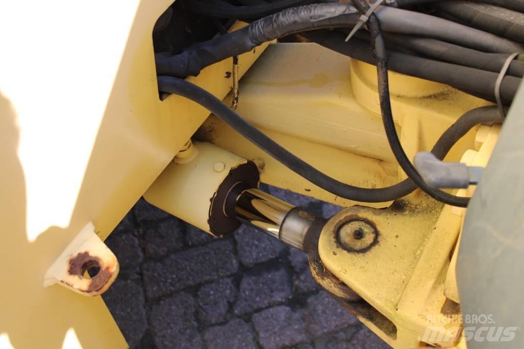 Bomag BW 144 AC-2 Twin drum rollers