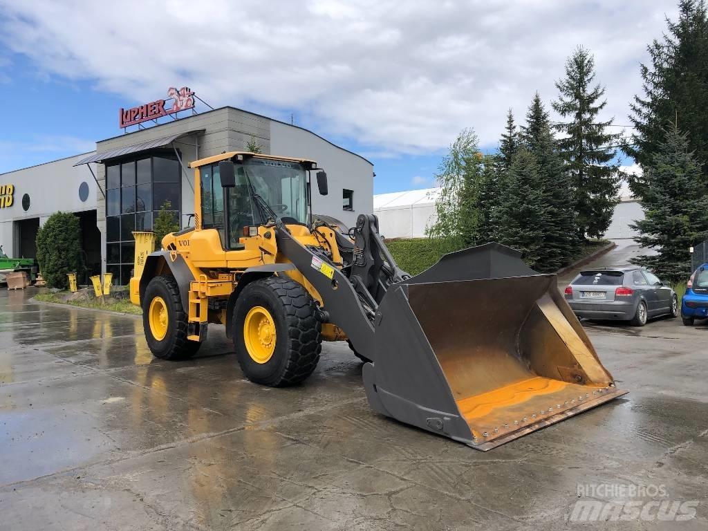 Volvo L90F Wheel Loaders