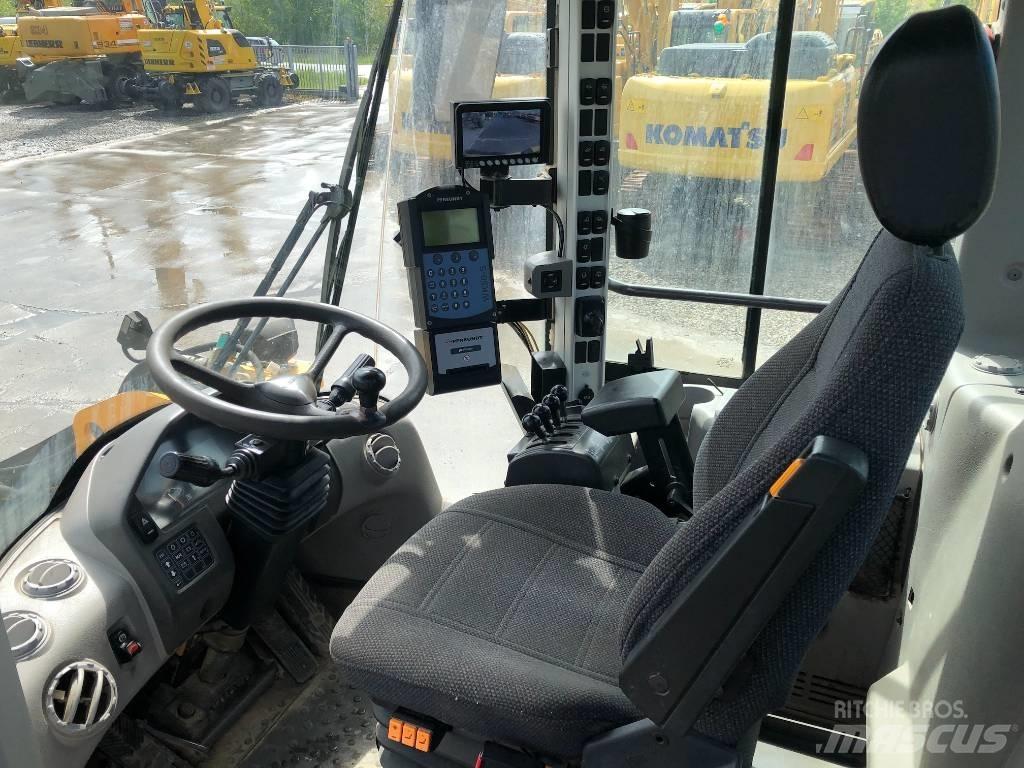 Volvo L90F Wheel Loaders
